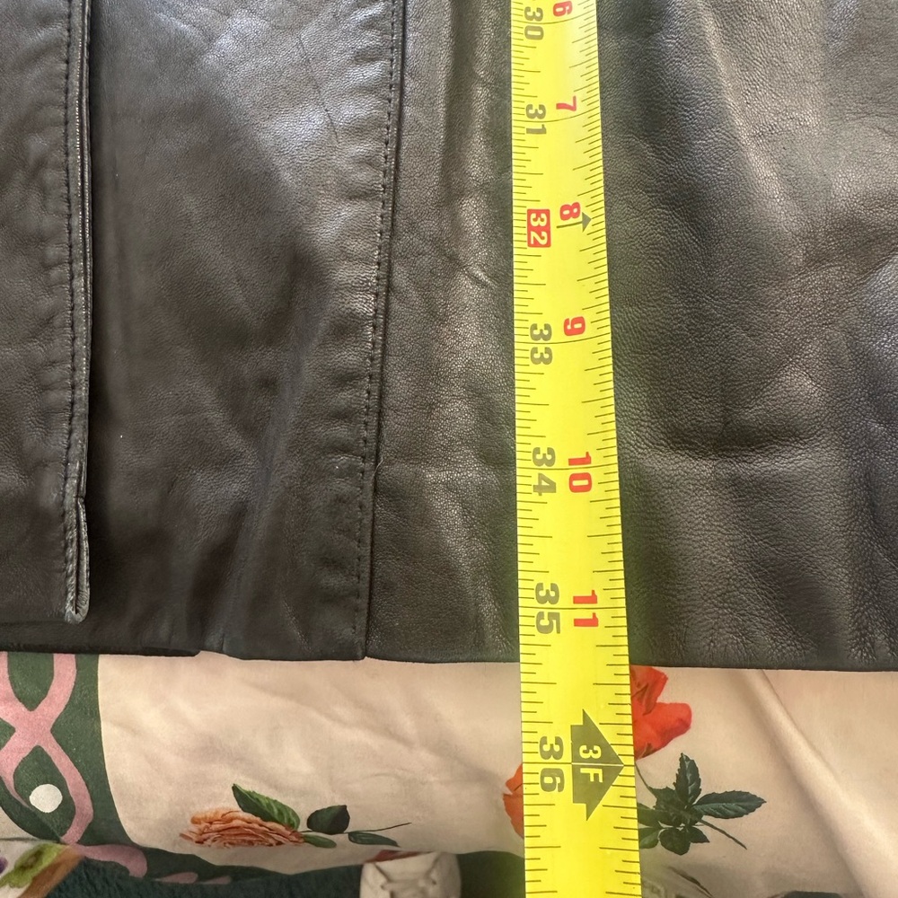 Elegant Black Leather Jacket for Women Genuine leather - Picture 10 of 13